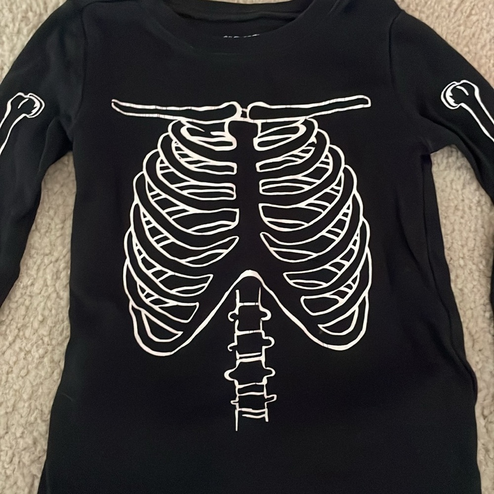 Glow in the dark skelly Jammie’s! - Picture 2 of 5